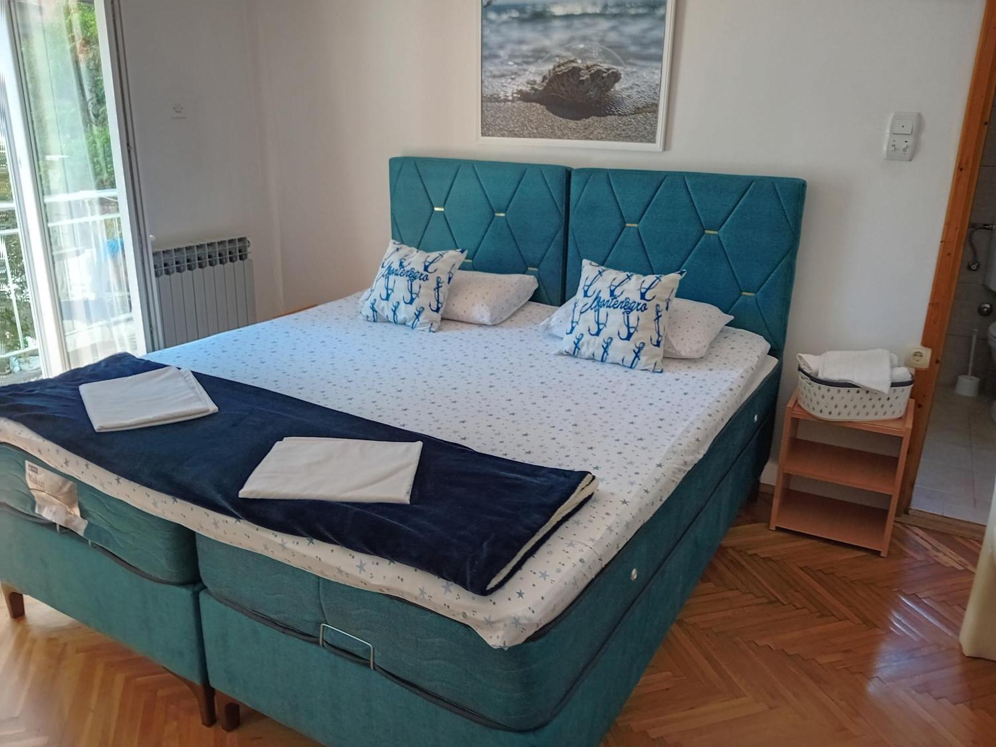 Bak Pensionat Budva